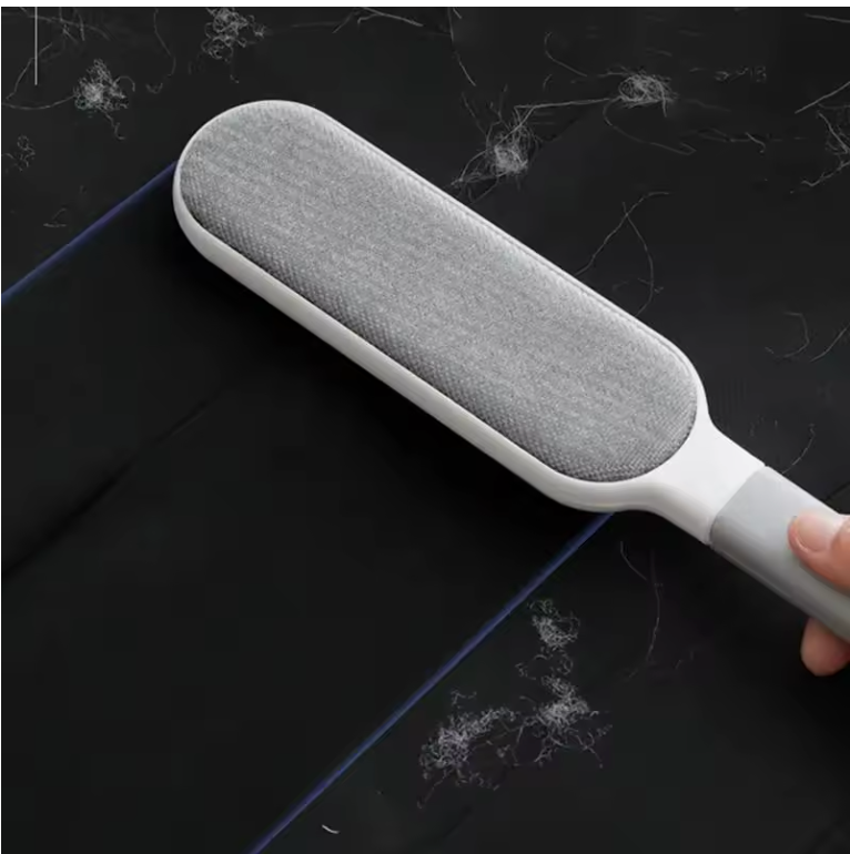FurAway™ Electrostatic Pet Hair Remover Brush