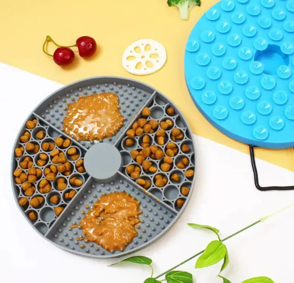 Lick Away Stress – Fun Silicone Mat for Cats & Dogs